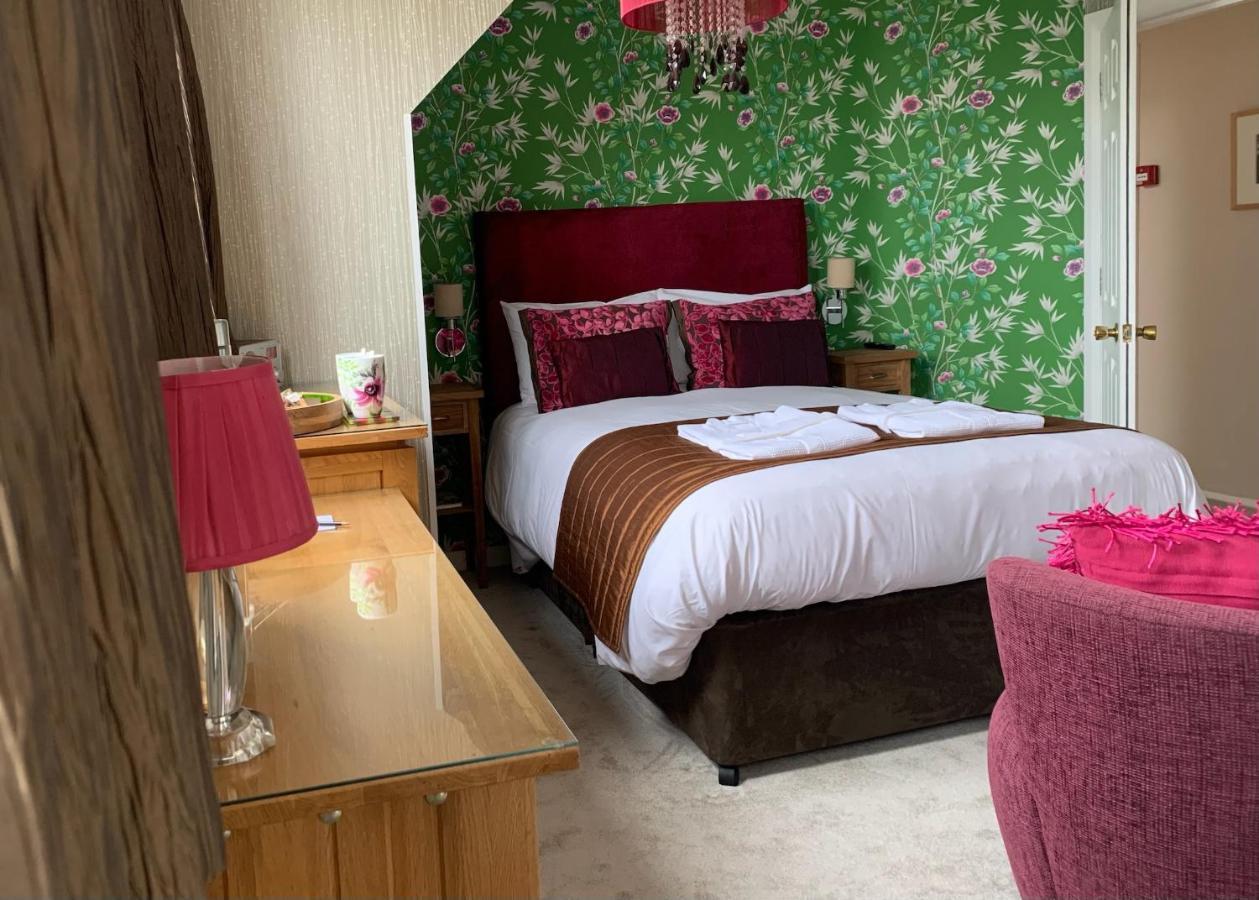 Ramsey House - Luxury Licensed B&B - Parking And Guest Lounge St. Davids  Buitenkant foto